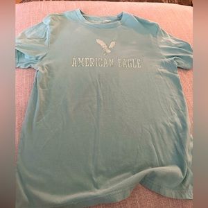 American Eagle T shirt